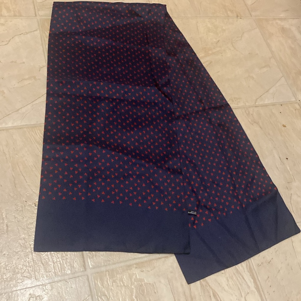 Brooks Brothers Navy/Red Colored 100% Silk Scarf 11 x 53’ EUC - Picture 8 of 8
